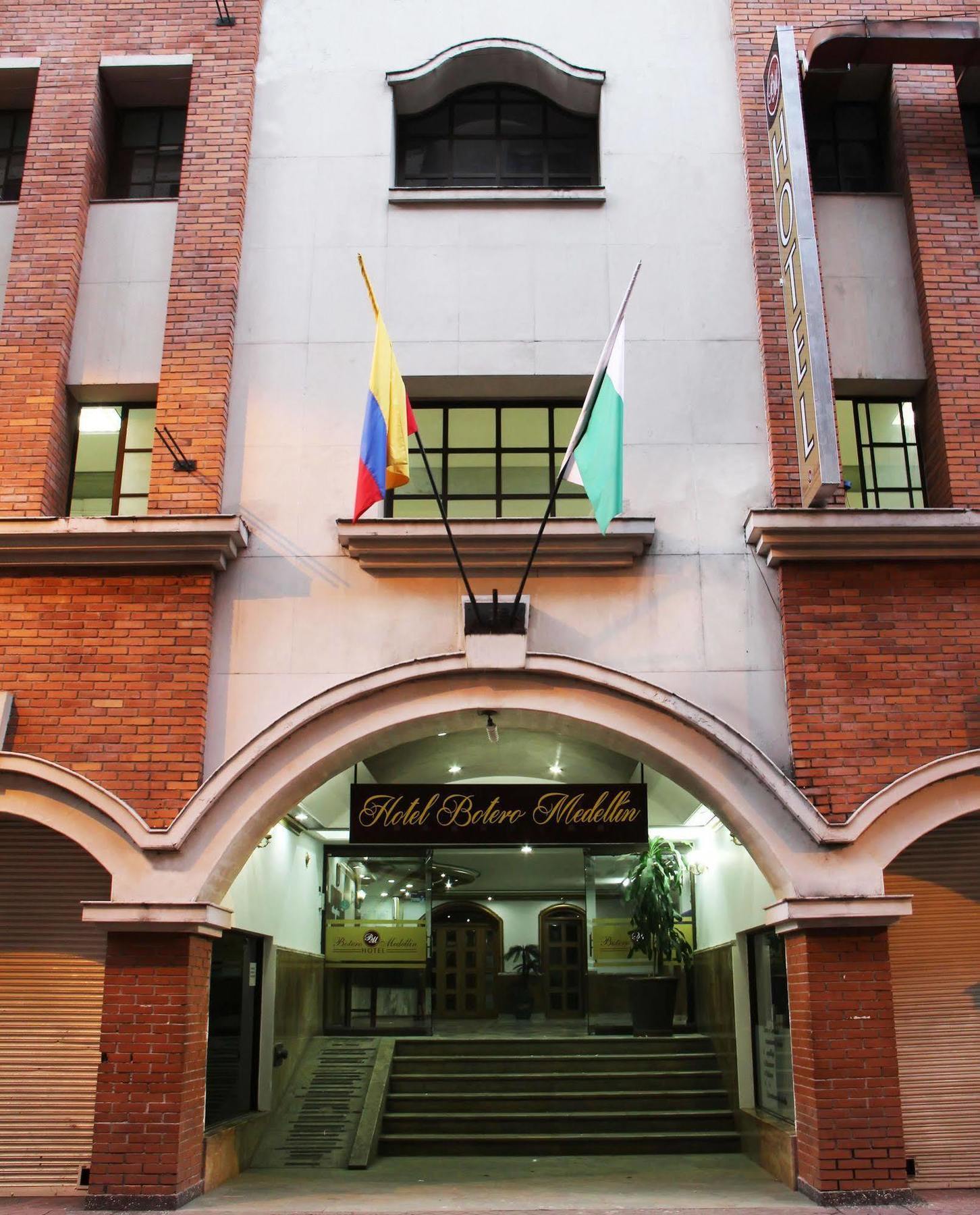 Ayenda 1235 Botero Hotel เมเดยิน ภายนอก รูปภาพ