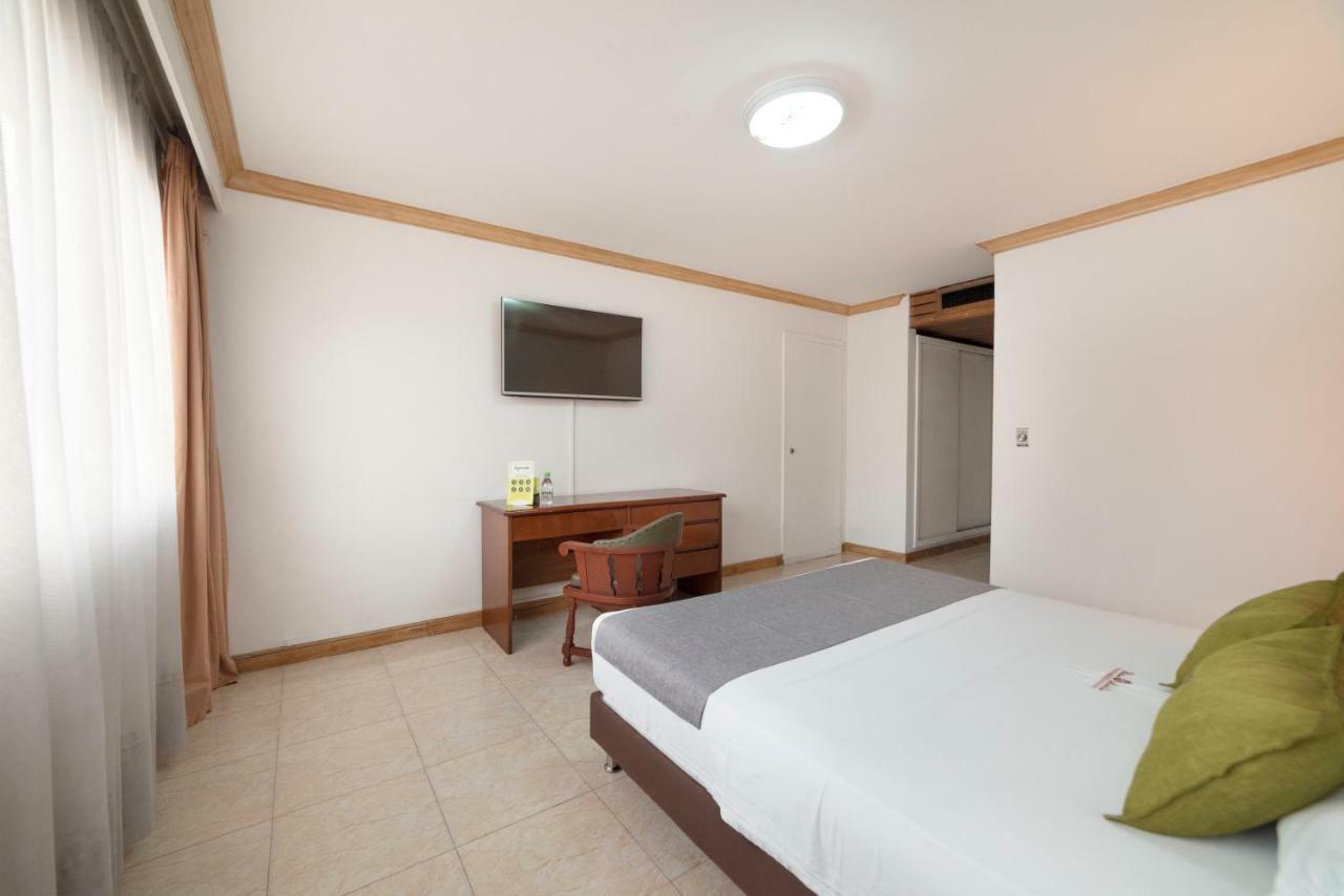 Ayenda 1235 Botero Hotel เมเดยิน ภายนอก รูปภาพ